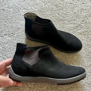 Dansko Lizette Women’s Size 37 Waterproof Nubuck Leather Chelsea Ankle Boots